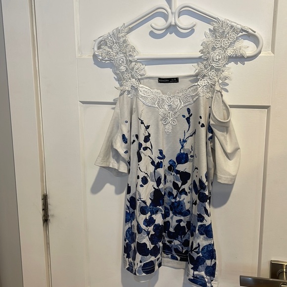 Shirt - Picture 1 of 4